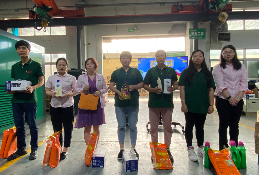 薩震積分排名第4名—第10名合影 薩震積分排名第4名—第10名合影