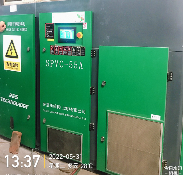 薩震節能空壓機客戶現場圖.jpg 薩震節能空壓機客戶現場圖.jpg