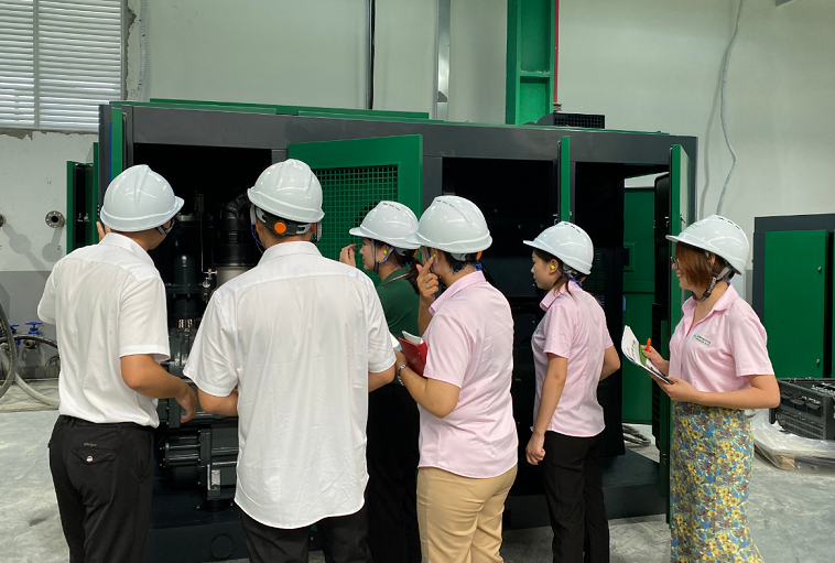 薩震節(jié)能空壓機(jī)雛鷹計(jì)劃訓(xùn)練營(yíng).jpg 薩震節(jié)能空壓機(jī)雛鷹計(jì)劃訓(xùn)練營(yíng).jpg