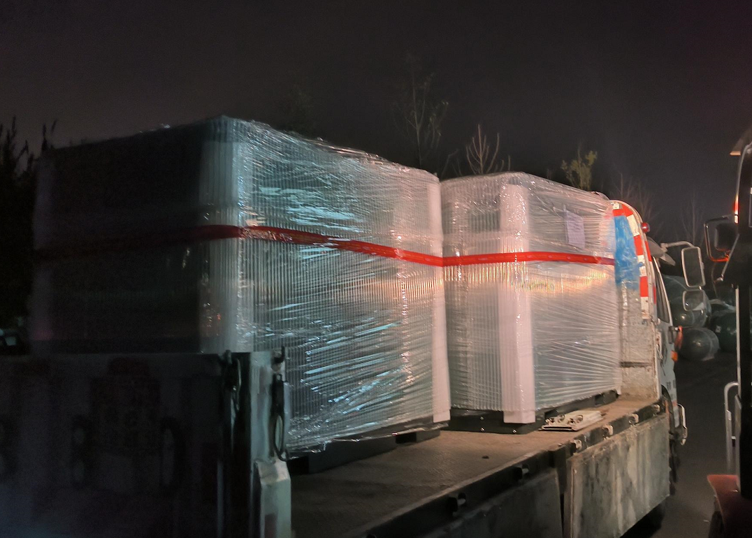 薩震節能空壓機深夜發貨.png 薩震節能空壓機深夜發貨.png