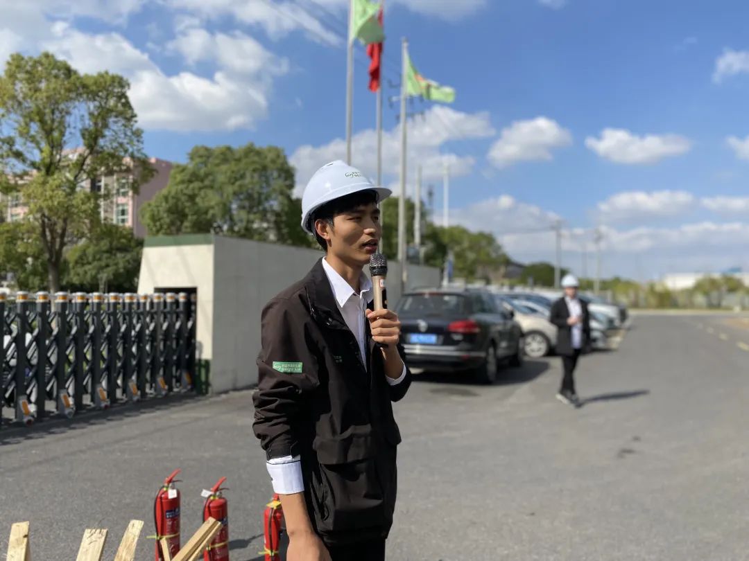 薩震節能空壓機開展消防演練,防患于未然!.jpg 薩震節能空壓機開展消防演練,防患于未然!.jpg