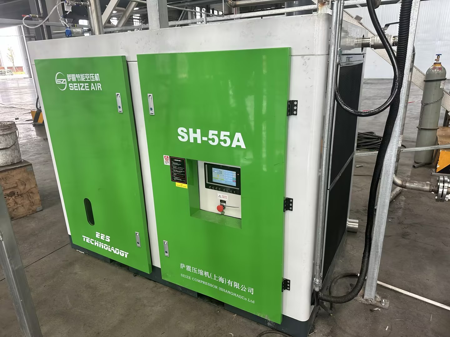 薩震節能空壓機.jpg 薩震節能空壓機.jpg